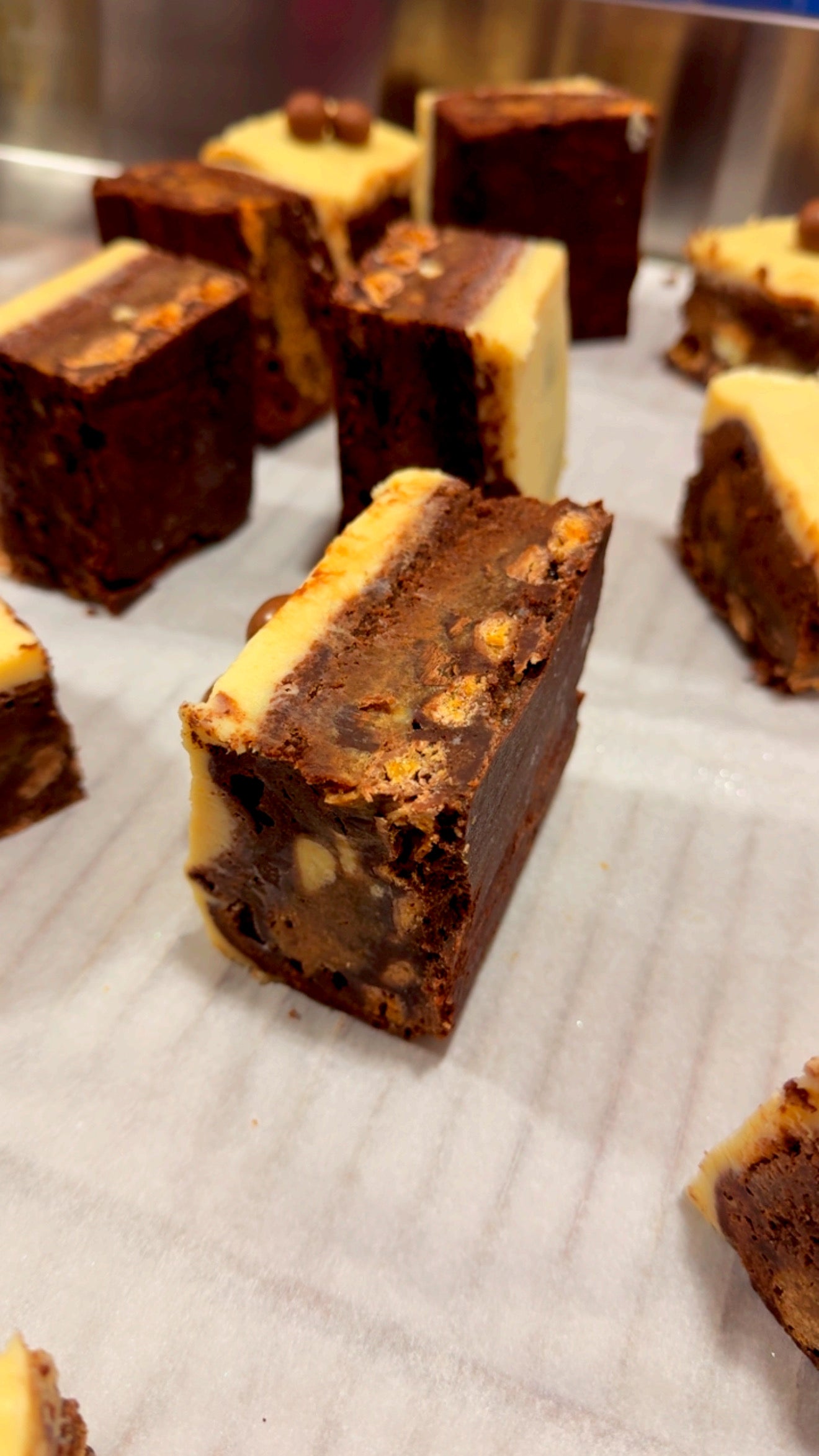 Brownie Chocolat Fondant Cookies Maltessers & Ganache Chocolat Blanc Vanille