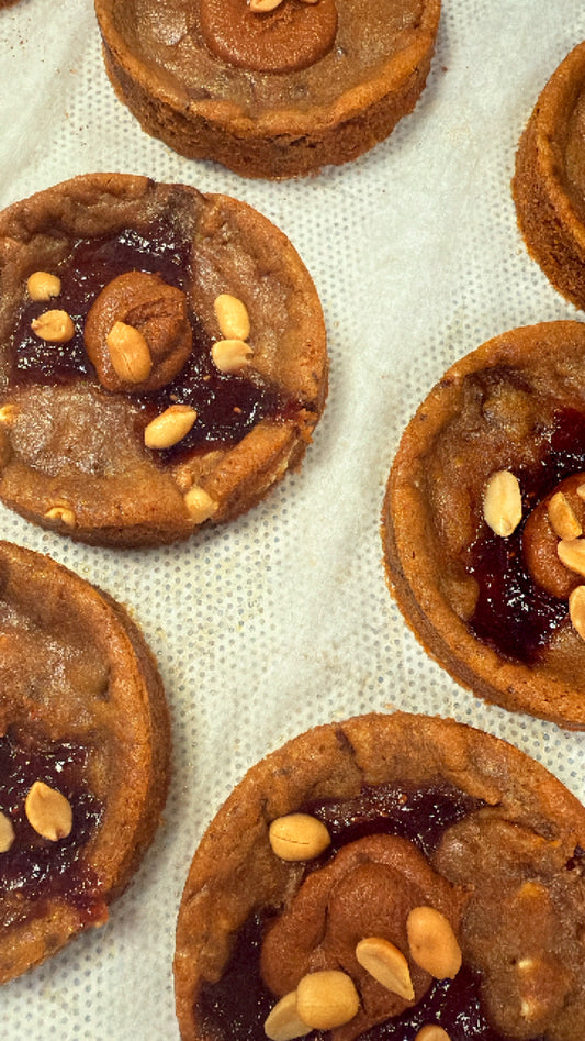 Cookie beurre de cacahuète et fruits rouges